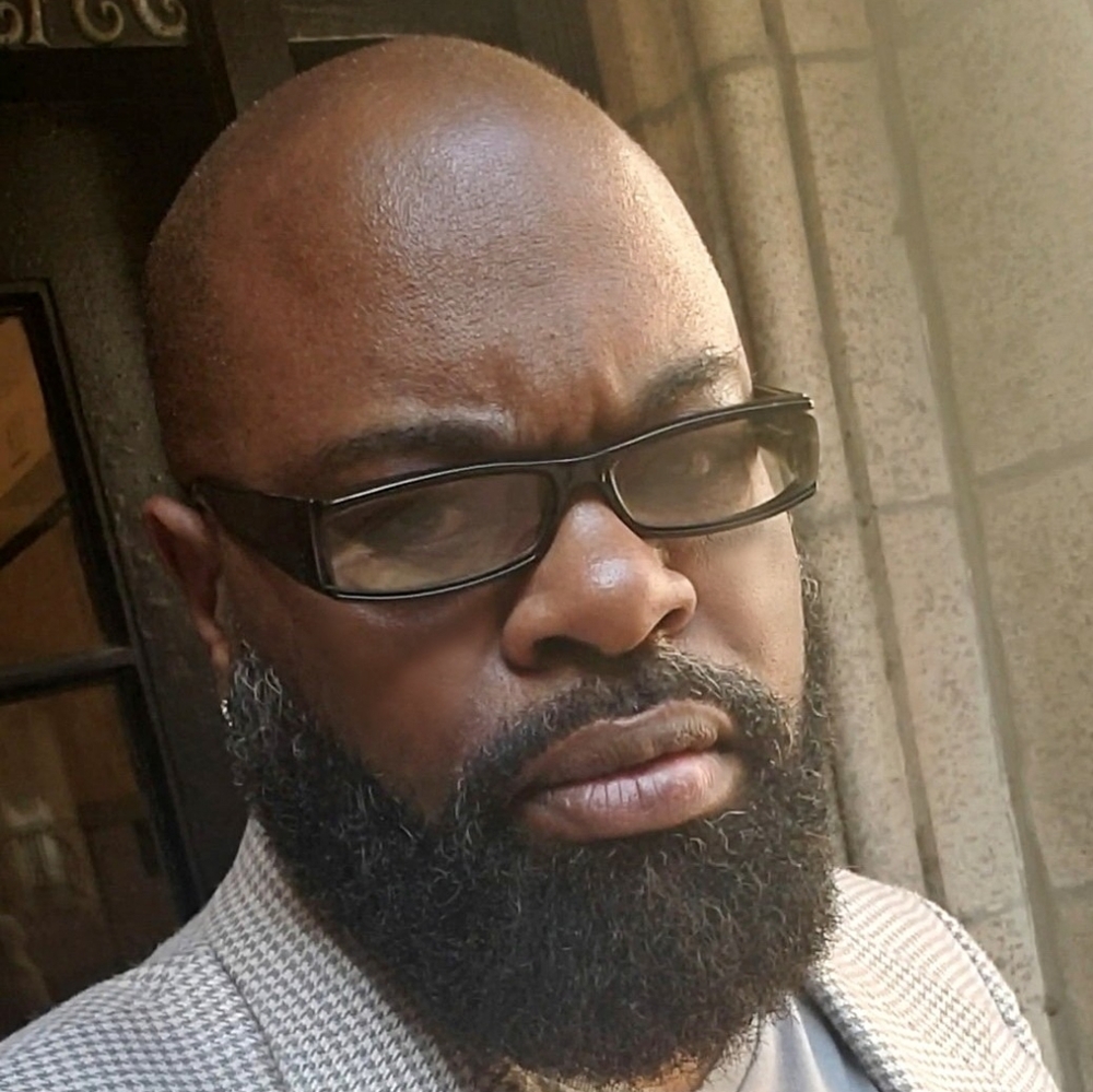 Meet your Posher, Aaron